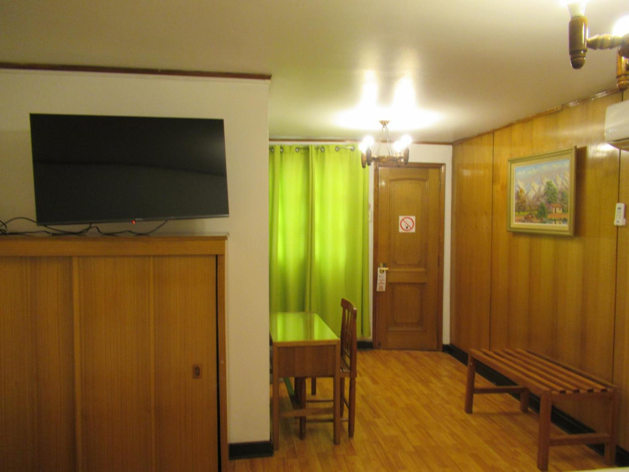 סנטיאגו Hotel Vegas מראה חיצוני תמונה